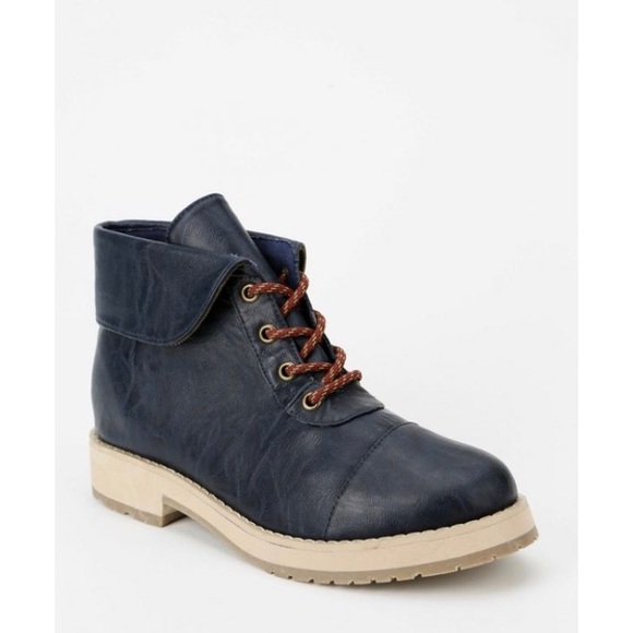 BDG foldover hiking boots - Picture 1 of 8